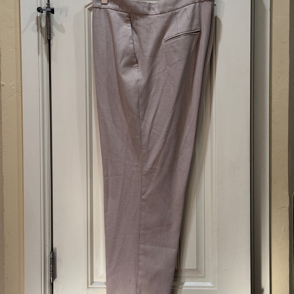 Ann Taylor Women's Light Tan and White Houndstooth Trousers sz16